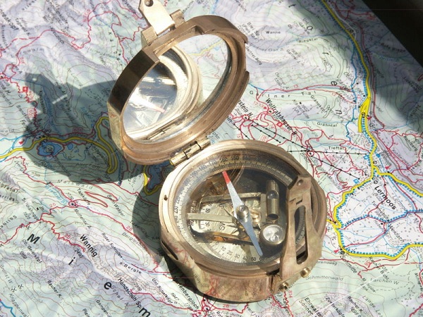  Geological Compass with inclinometer. 